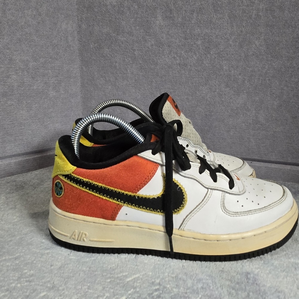 NIKE AIR FORCE 1 LV8 1 "ROSWELL RAYGUNS" SZ 5.5Y White Orange 1 String - Picture 1 of 7